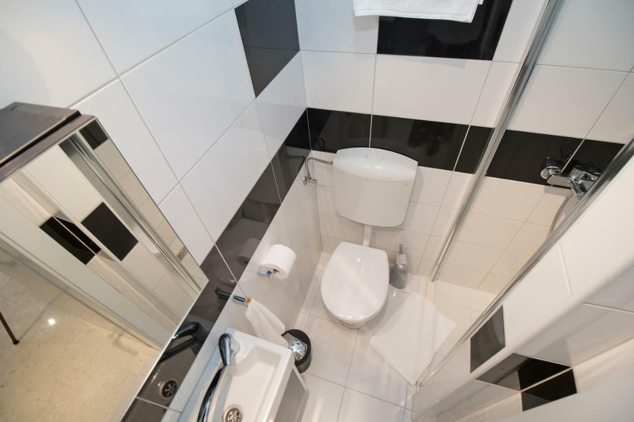 Caisa- Luxury Apartment 20 M From The Sea Zadar Exteriör bild